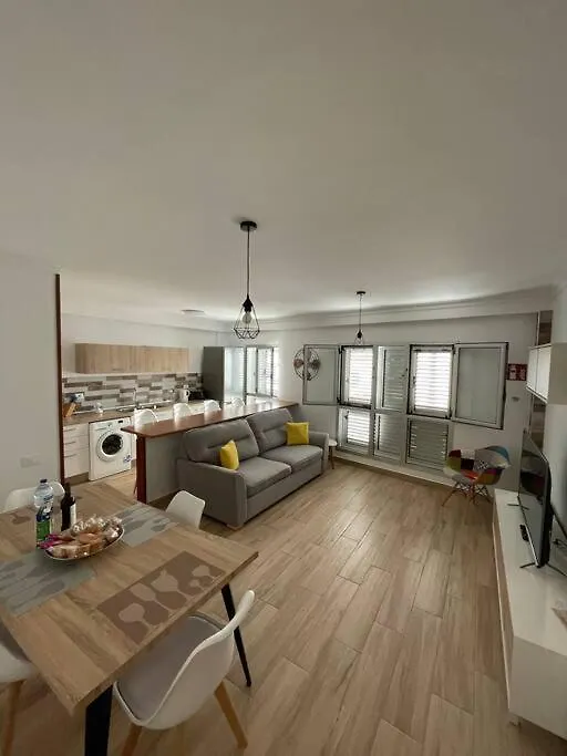 Apartamento Precioso apartamento en residencial con piscina Gáldar