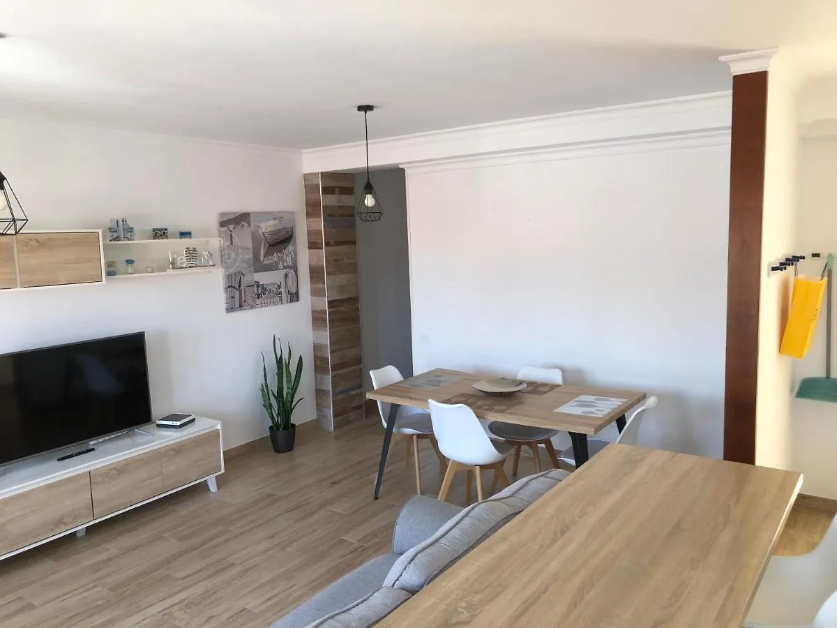 Apartamento Precioso apartamento en residencial con piscina Gáldar